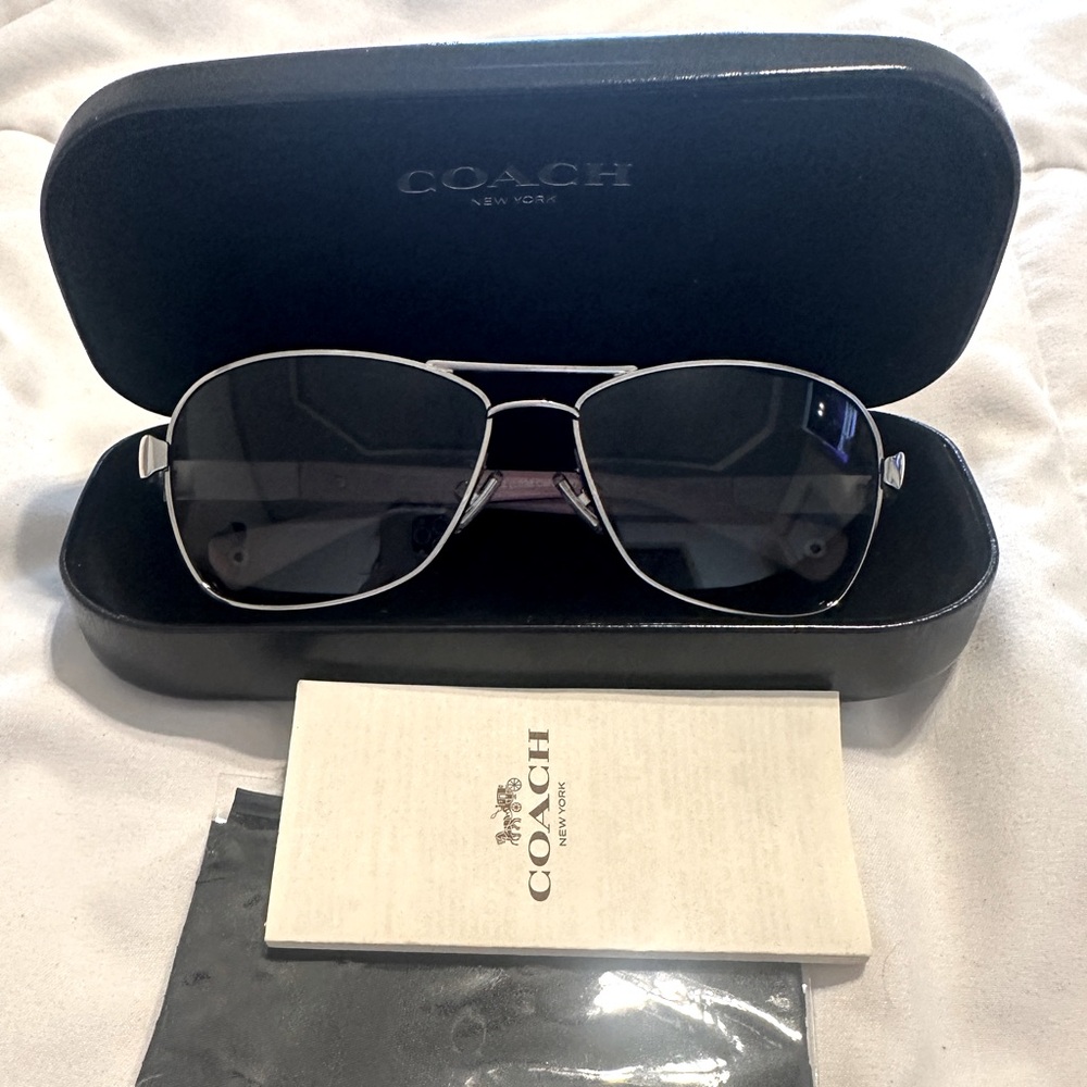 BNWB COACH LUXOTTICA AVIATOR RIM SUNGLASSES* GORGEOUS & TRENDY